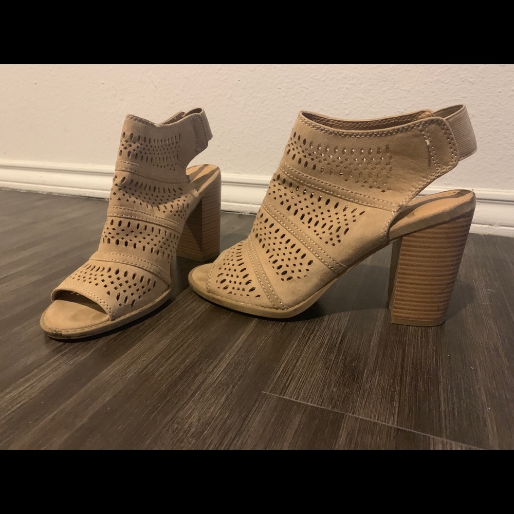 Tan Heels